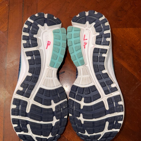 Men’s brooks - Picture 6 of 7